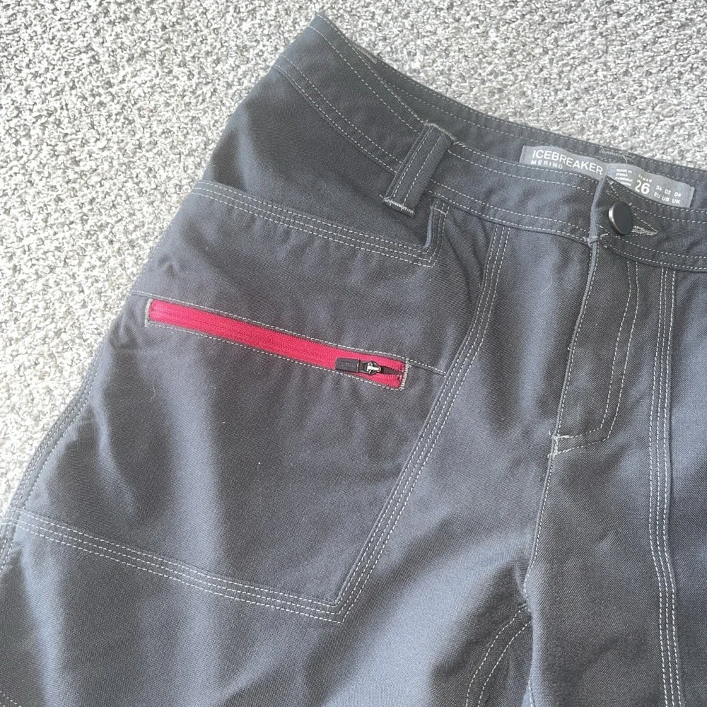 Women's Merino Wool Icebreaker Shorts. Size‎ 26/28z Gray